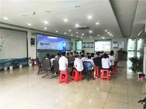 初心不改，砥礪前行丨漢斯頓年中總結(jié)會(huì)隆重召